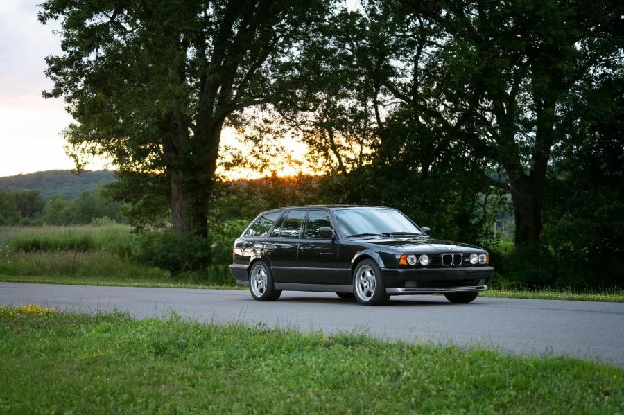  BMW M5 Touring (E34) 1992 года  (EU) (фото 25 из 94)